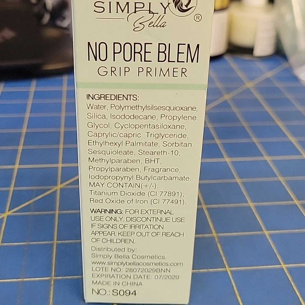 Simply Bella No Pore Blem Grip Primer 30ml New in Box